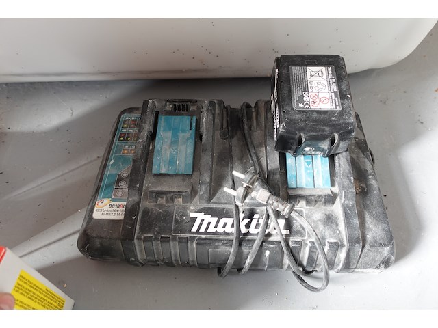 Accu bosmaaier makita - afbeelding 2 van  10