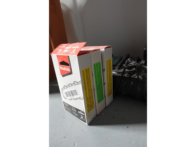 Accu bosmaaier makita - afbeelding 10 van  10