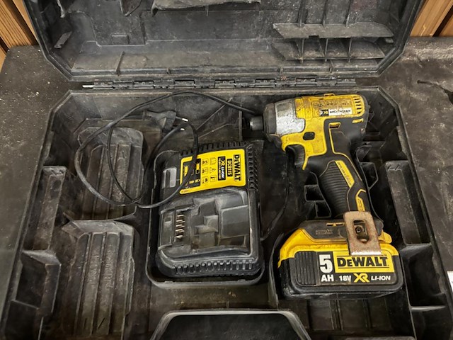 Accu brushless slagschroevendraaier dewalt - afbeelding 2 van  7