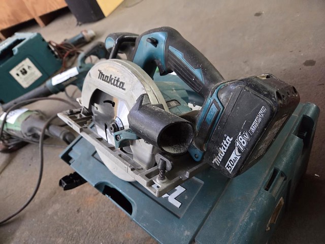 Accu circkelzaag makita dhs 680 - afbeelding 3 van  6