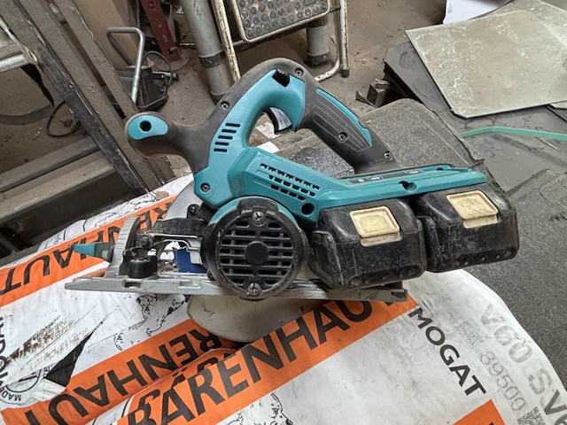 Accu circkelzaag makita dhs 710 - afbeelding 2 van  3