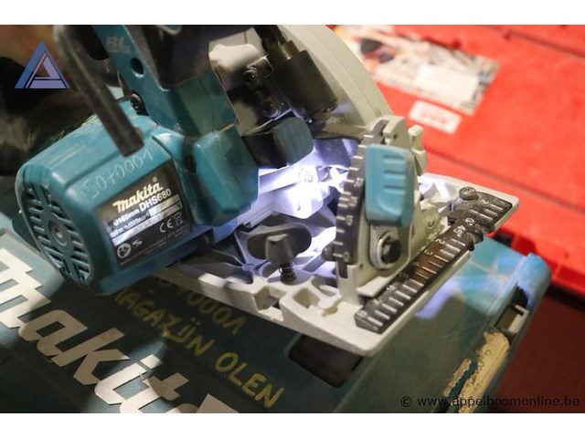 Accu cirkelzaag - makita - dhs680 toebehoren - makita - koffer - afbeelding 3 van  4