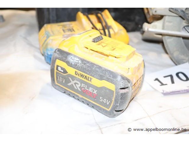 Accu cirkelzaag dewalt dcs573, vv oplader - afbeelding 3 van  5