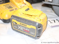 Accu cirkelzaag dewalt dcs579, vv oplader - afbeelding 3 van  5