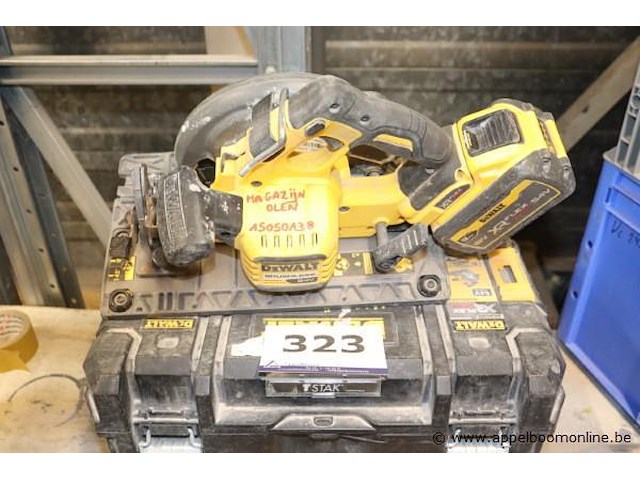 Accu cirkelzaag dewalt - afbeelding 1 van  2