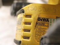 Accu cirkelzaagmachine dewalt dcs573, vv oplader - afbeelding 3 van  3