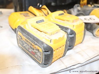 Accu combihamer dewalt dch333, vv oplader en extra batterij - afbeelding 3 van  4