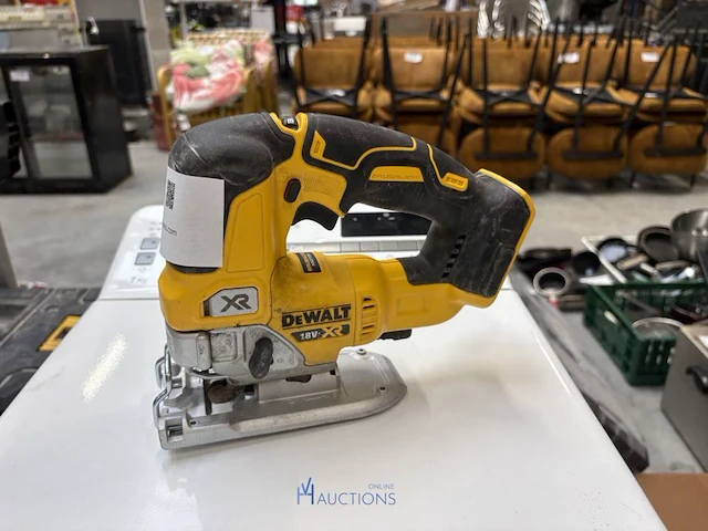 Accu decoupeermachine dewalt dcs334 - afbeelding 1 van  4