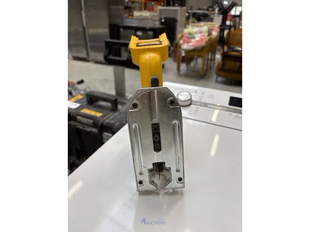 Accu decoupeermachine dewalt dcs334 - afbeelding 4 van  4