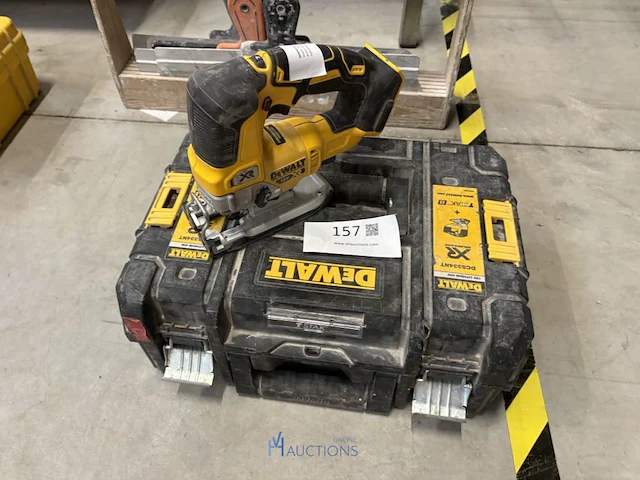 Accu decoupeerzaag dewalt dcs334 - afbeelding 1 van  5