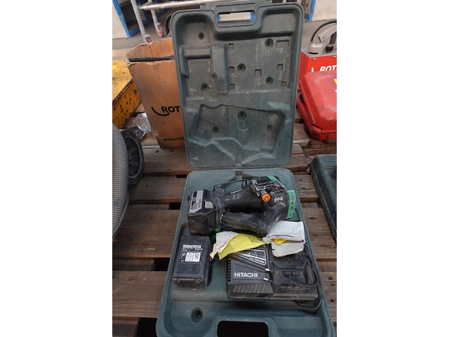 Accu draadeindknipper hitachi - afbeelding 1 van  4