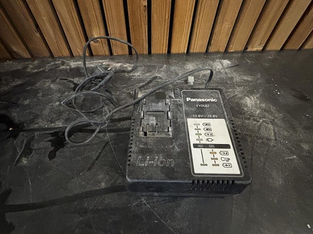 Accu dual charging vibrate boor-/schroefmachine panasonic - afbeelding 8 van  9