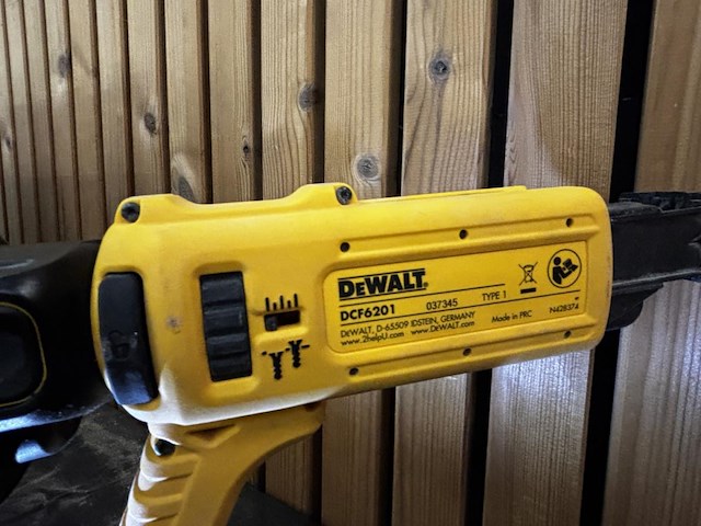 Accu gipsplaatschroevendraaier dewalt - afbeelding 9 van  10