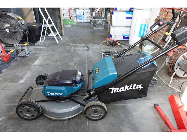 Accu grasmaaier makita - afbeelding 3 van  9