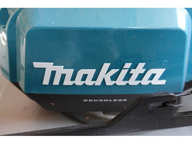 Accu grasmaaier makita - afbeelding 6 van  9