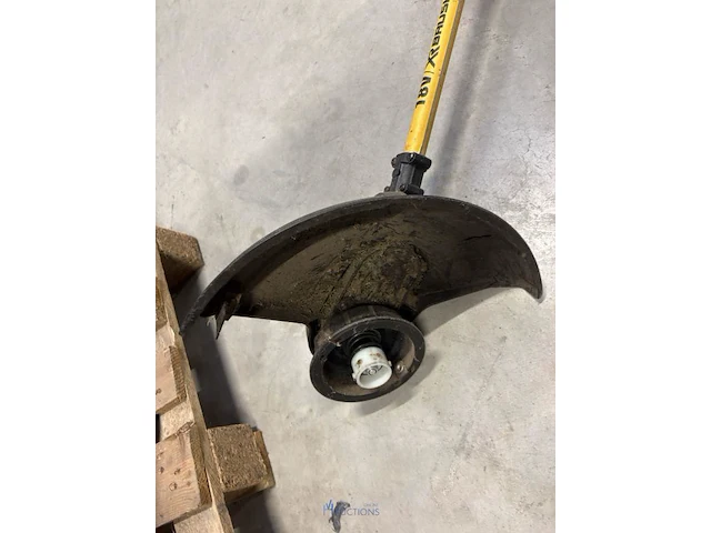 Accu grastrimmer dewalt dcm561 - afbeelding 4 van  4