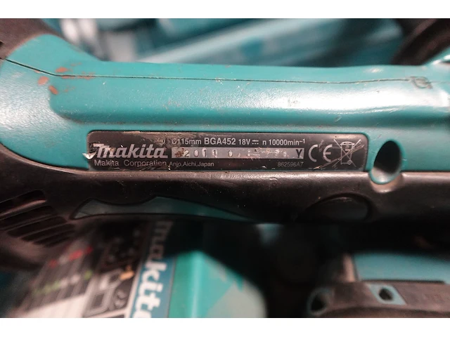 Accu haakse slijper + boormachine makita - afbeelding 5 van  8