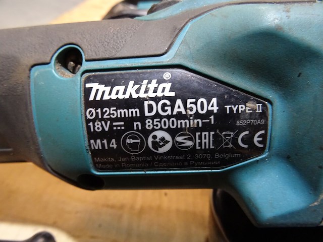 Accu haakse slijper makita + accu boormachine makita - afbeelding 4 van  5