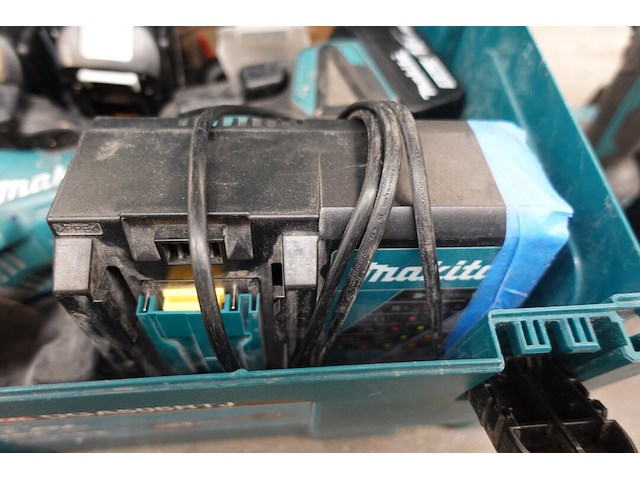 Accu haakse slijper makita - afbeelding 3 van  5