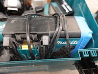 Accu haakse slijper makita - afbeelding 3 van  5