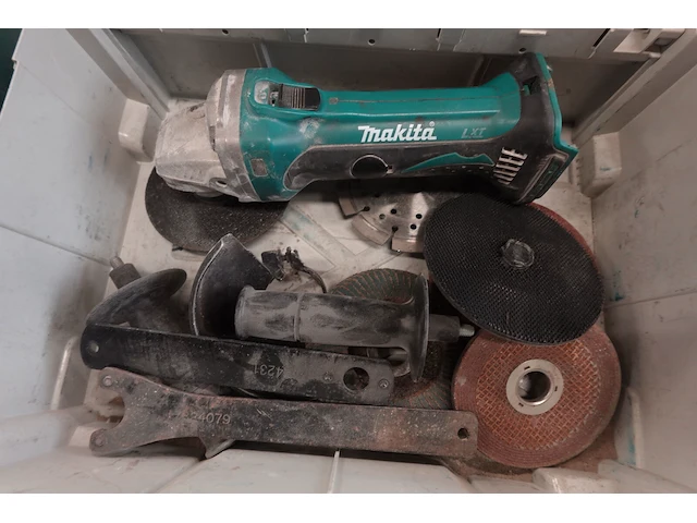 Accu haakse slijper makita - afbeelding 2 van  5