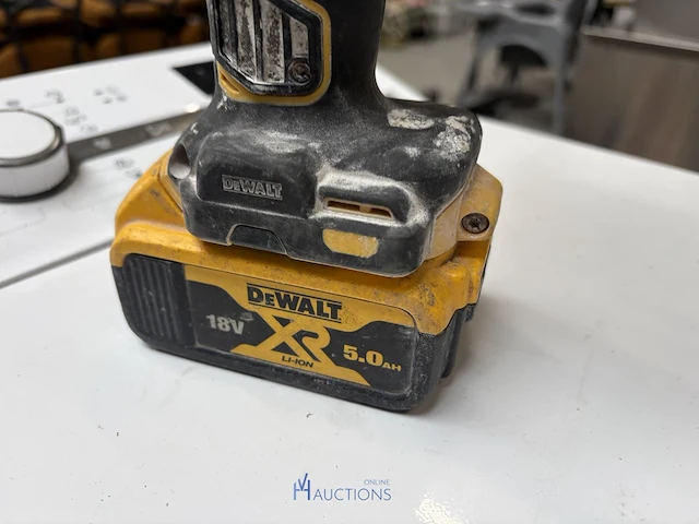 Accu haakse slijpmachine dewalt dcg405 - afbeelding 3 van  6