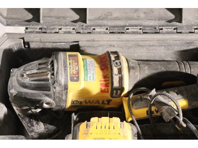 Accu haakse slijptol dewalt dcg414, vv oplader - afbeelding 2 van  4