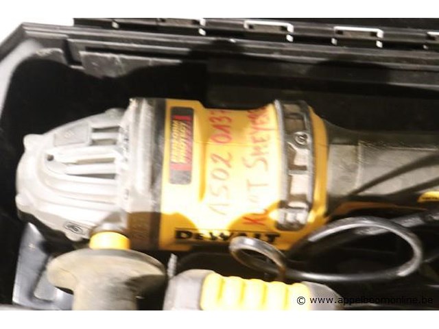 Accu haakse slijptol dewalt dcg416, vv oplader - afbeelding 3 van  4