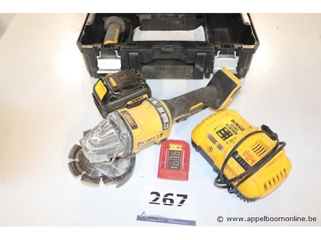 Accu haakse slijptol dewalt dcg418, vv oplader - afbeelding 1 van  5