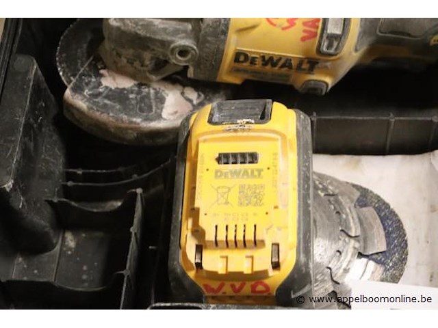 Accu haakse slijptol dewalt dcg418 - afbeelding 2 van  4