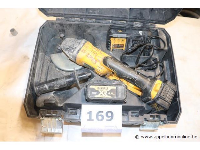 Accu haakse slijptol dewalt, vv oplader en extra batterij - afbeelding 1 van  3