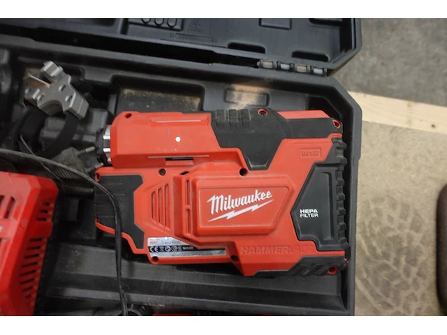 Accu hamervac milwaukee - afbeelding 3 van  5