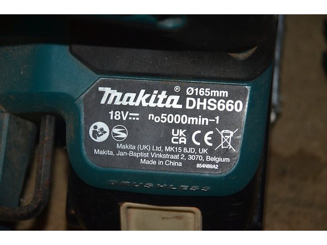 Accu handcirkelzaag makita dlx660 met lader en accu in koffer , accu reciprozaag makita zonder lader zonder accu djr186 (3,16) - afbeelding 6 van  9