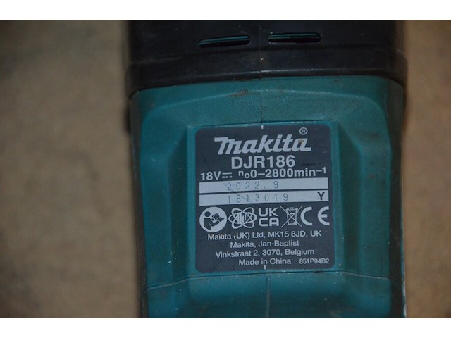 Accu handcirkelzaag makita dlx660 met lader en accu in koffer , accu reciprozaag makita zonder lader zonder accu djr186 (3,16) - afbeelding 9 van  9