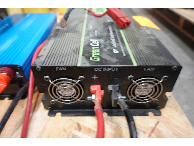 Accu inbouw set camper of camionette - afbeelding 10 van  16