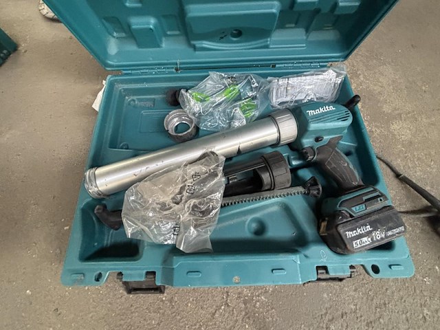 Accu kitpistool makita dcg 180 - afbeelding 1 van  2