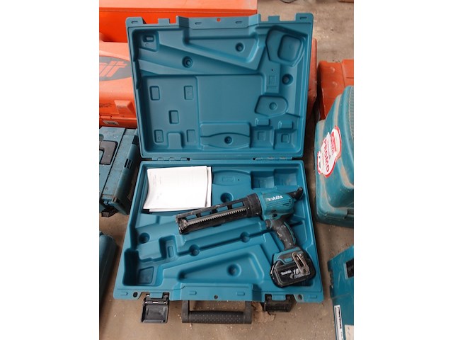 Accu kitspuit makita - afbeelding 1 van  3