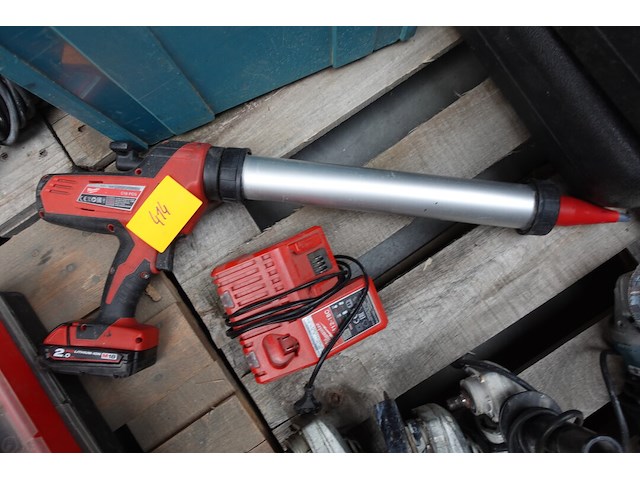 Accu kitspuit milwaukee - afbeelding 1 van  4