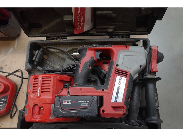 Accu klopboorhamer + accu vijsmachine milwaukee - afbeelding 2 van  3