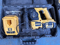 Accu klopboormachine dewalt dc 213 - afbeelding 1 van  3