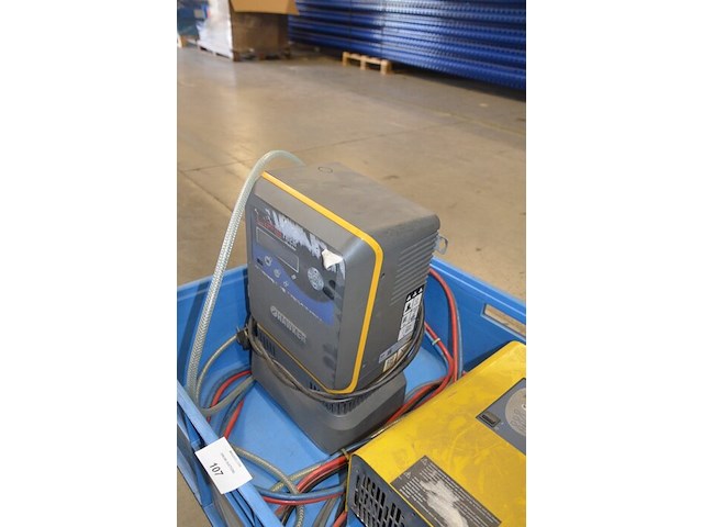Accu lader hawker life tech, accu lader hawker powertech - afbeelding 8 van  11
