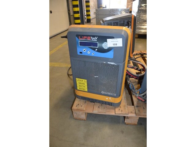 Accu lader hawker life tech - afbeelding 1 van  6