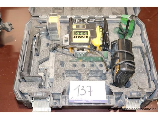 Accu laser dewalt - afbeelding 1 van  2