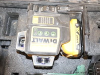 Accu laserapparaat dew vv oplader - afbeelding 3 van  4