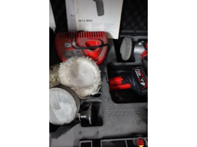 Accu milwaukee polijst/schuurmachine - afbeelding 3 van  4