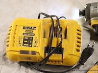 Accu moerenaanzetter dewalt dcf887, vv oplader - afbeelding 3 van  4