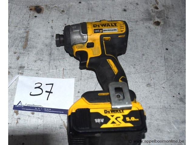 Accu moerenaanzetter dewalt dcf887, werking niet gekend - afbeelding 1 van  3