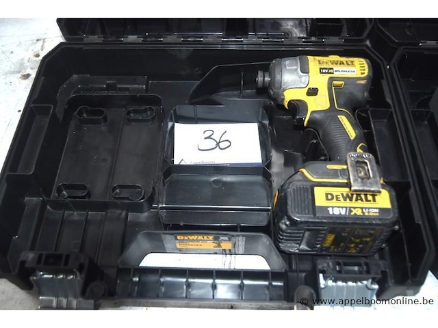 Accu moerenaanzetter dewalt, werking niet gekend - afbeelding 1 van  3