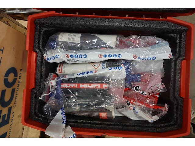 Accu morteldispenser + diverse handmatige morteldispenser hilti - afbeelding 6 van  7