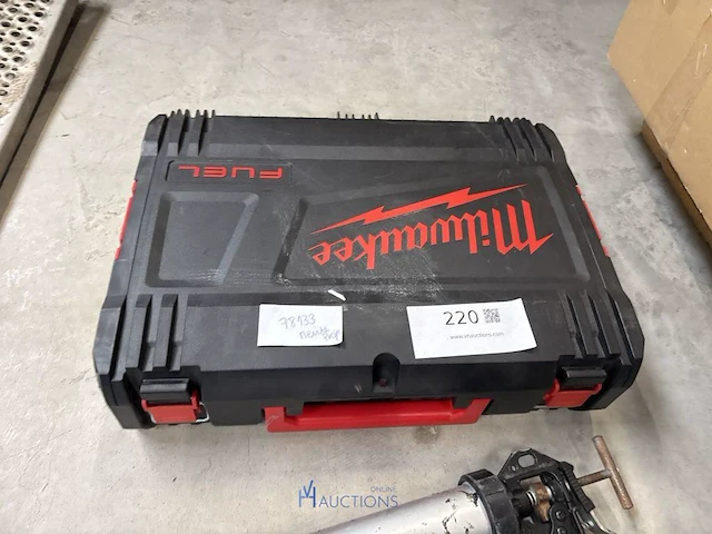 Accu multitool milwaukee m18 fmt in pvc opbergkoffer - afbeelding 4 van  5